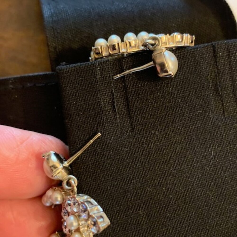 Chanel White Faux Pearls and Crystals - Picture 6 of 10